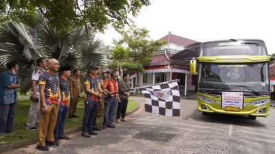 Bupati Berangkatkan 54 Kontingen untuk Berlaga di Popda Jatim