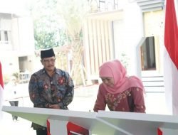 Dampingi Gubernur, Plt Bupati Bangkalan Hadiri Peresmian Masjid di Warung Bebek Sinjay