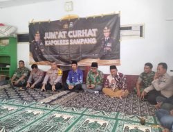 Polres Sampang Laksanakan GIAT Jumat Curhat Di Kediaman Kades Dulang, Torjun Sampang