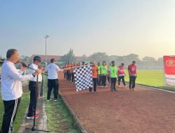 Anggota Polresta Sidoarjo dan Polsek Jajaran Jalani Tes Kesamaptaan Jasmani