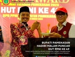Malam Puncak HUT PPNI Ke 49, Bupati Badrut Tamam Anugerahkan Perawat Teladan
