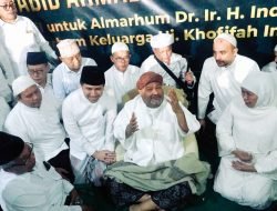 Gubernur Khofifah Ajak Masyarakat Sholawatan Burdah Bersama Habib Ahmad Bin Ismail Al Aydrus