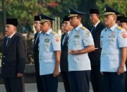 Sekjen Kemhan Hadiri Ziarah Jelang Peringatan Hari Bakti ke-76 TNI AU Di TMPNU Kalibata