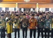 Sidoarjo Gerak Cepat, Plt. Bupati Serahkan 58 SK Penambahan Masa Jabatan Kades