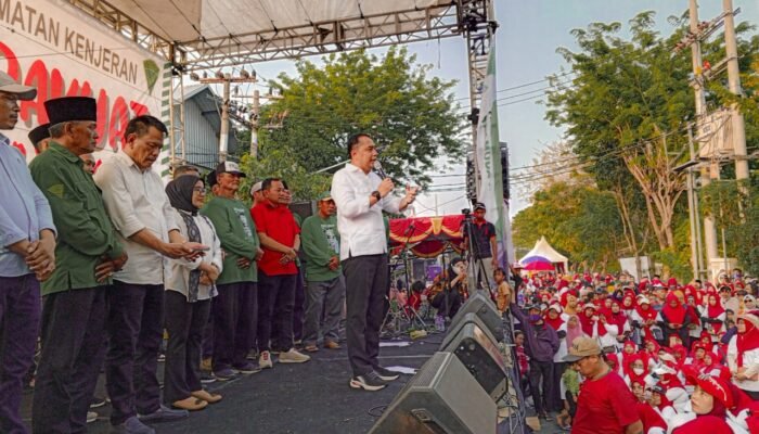 Kemeriahan Pesta Rakyat Relawan Erji Kenjeran Bersatu Bersama Eri Cahyadi