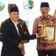 Pj Bupati Bangkalan Raih Penghargaan Tokoh Pembaharuan di Madura Award 2024