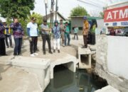 Plt. Bupati Sidoarjo Subandi Sidak Dua Proyek Jalan Betonisasi