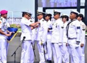 KASAL PIMPIN UPACARA HARI ARMADA RI TAHUN 2024 DI SURABAYA