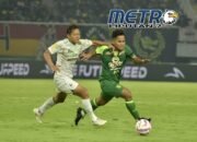 Persebaya Bungkam Persib Bandung 4-1