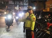 Kapolres Pamekasan, Polisi Turlalin Ngabuburit dan Jaga Masjid Saat Sholat Tarawih